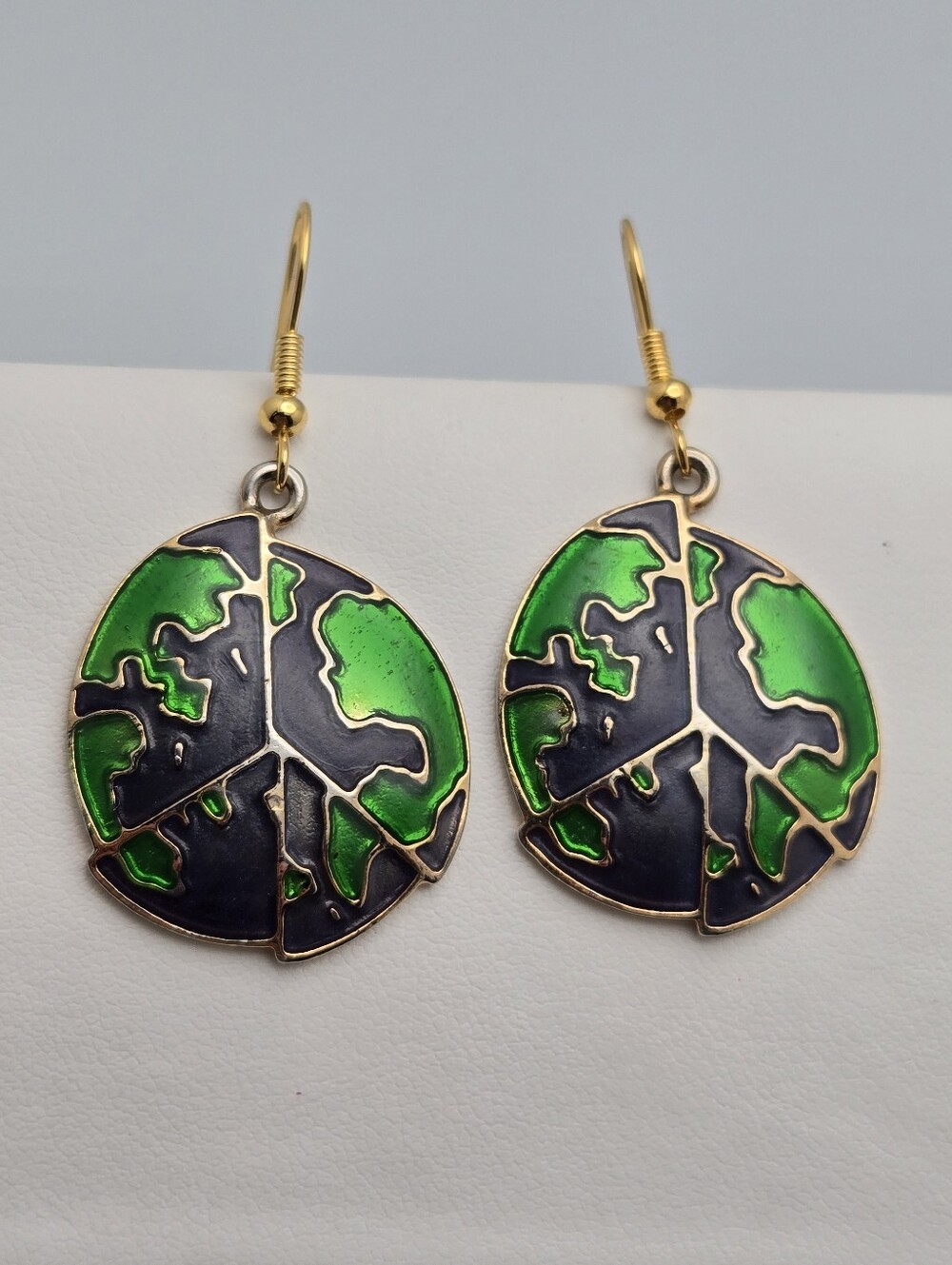 Vintage Edgar Berebi Peace on Earth Globe Earrings Enamel Dangle Collectible